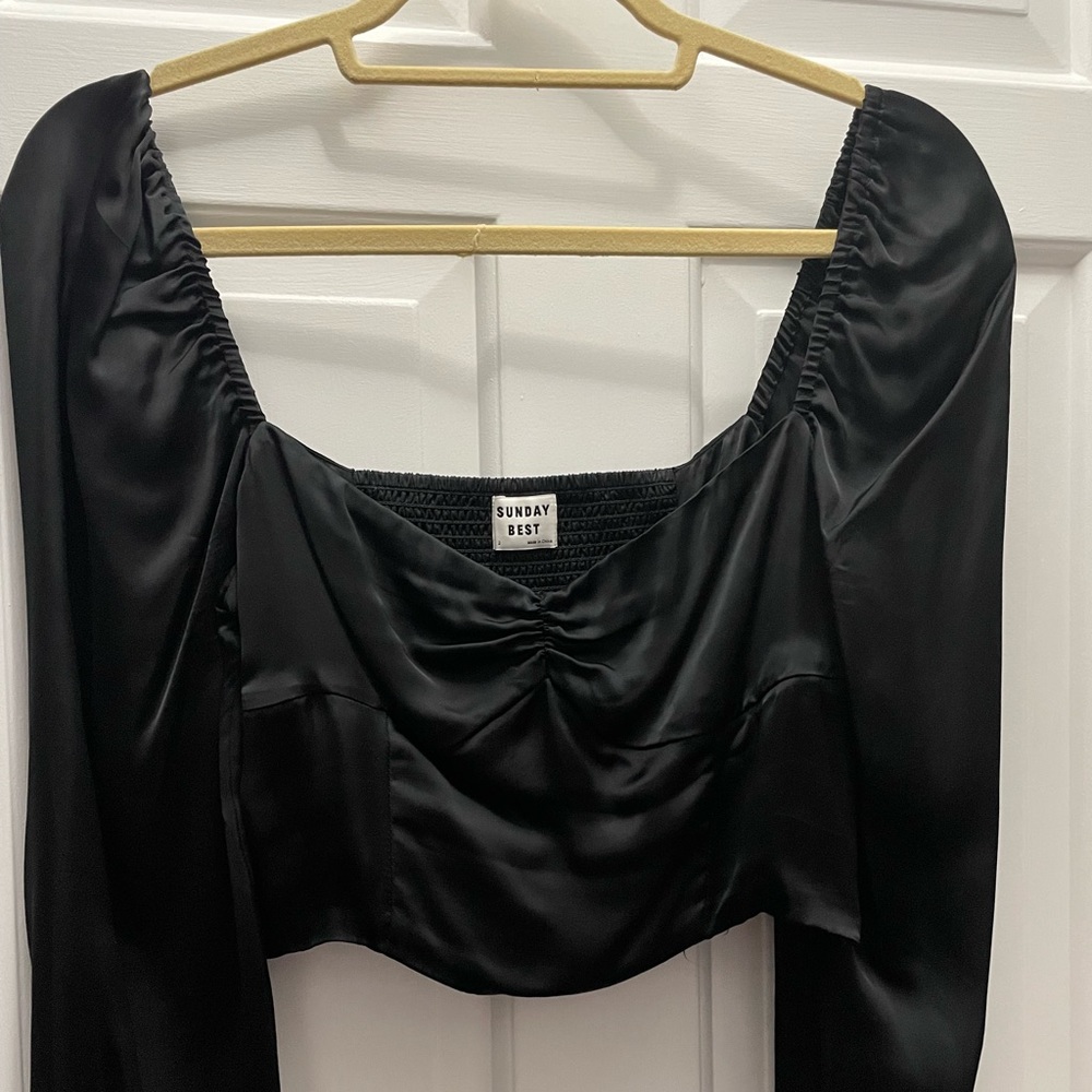 Aritzia Top